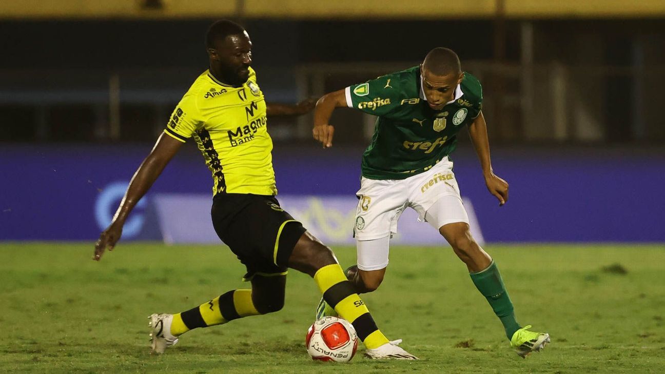 Palmeiras rejeita proposta do Red Bull Bragantino por Jhon Jhon