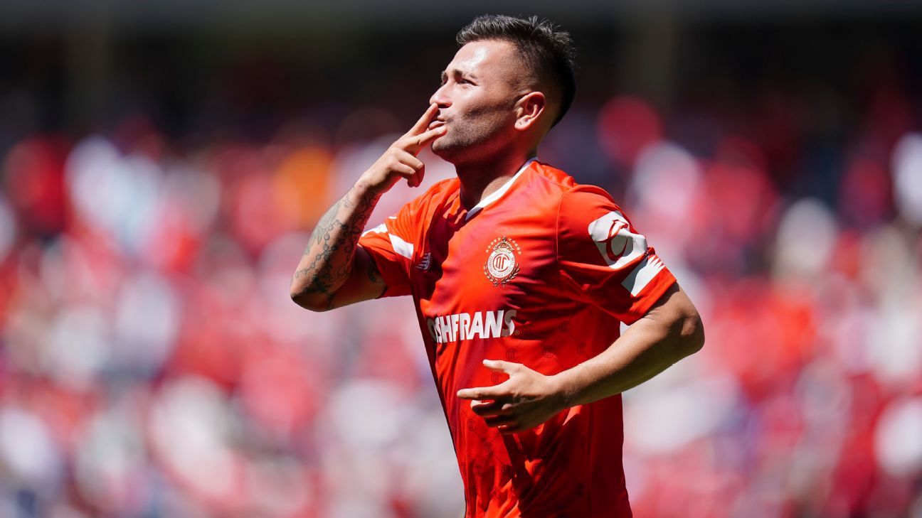 Jean Meneses volvió a convertir para el Toluca de los chilenos ESPN