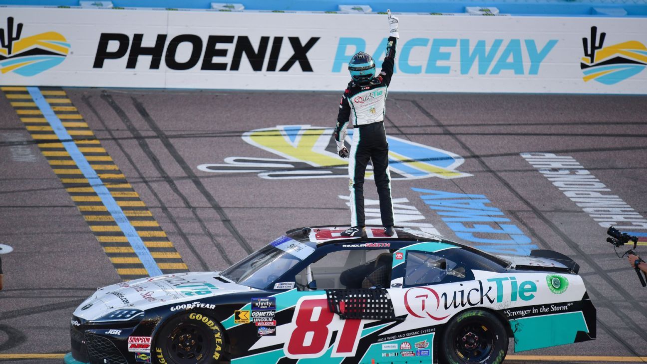 Smith wins Xfinity after Allgaier's stunning crash