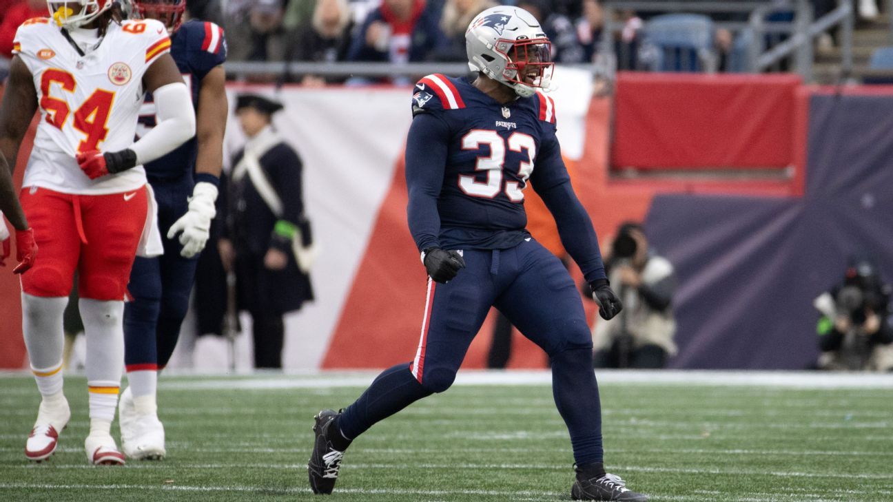 Fonte confirma que os Patriots e LB Anfernee Jennings chegaram a um acordo de 3 anos