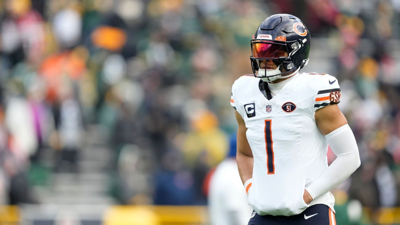 Why Bears traded Justin Fields to the Steelers, what's next - ESPN