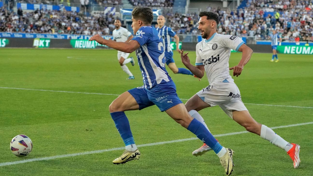 Girona stumbled against Alavés and served second place on a plate to Barcelona