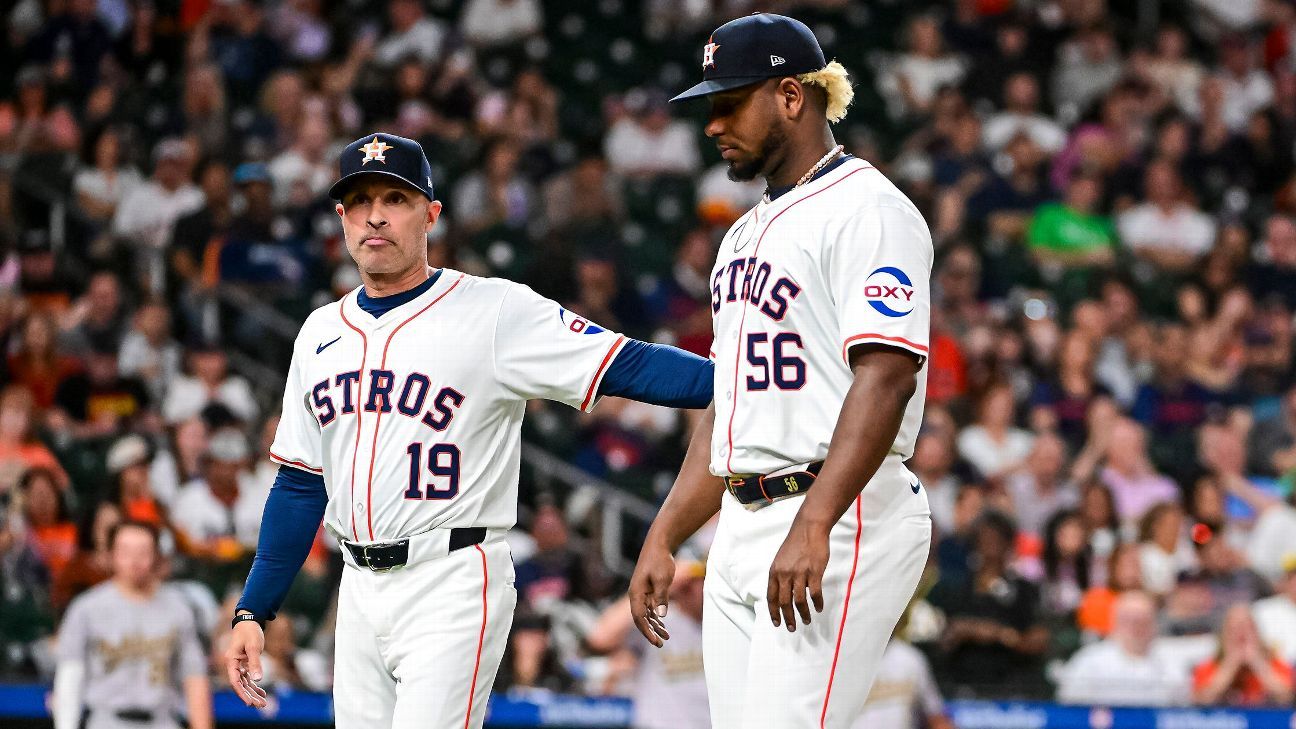Astros RHP Blanco ejected after glove inspection
