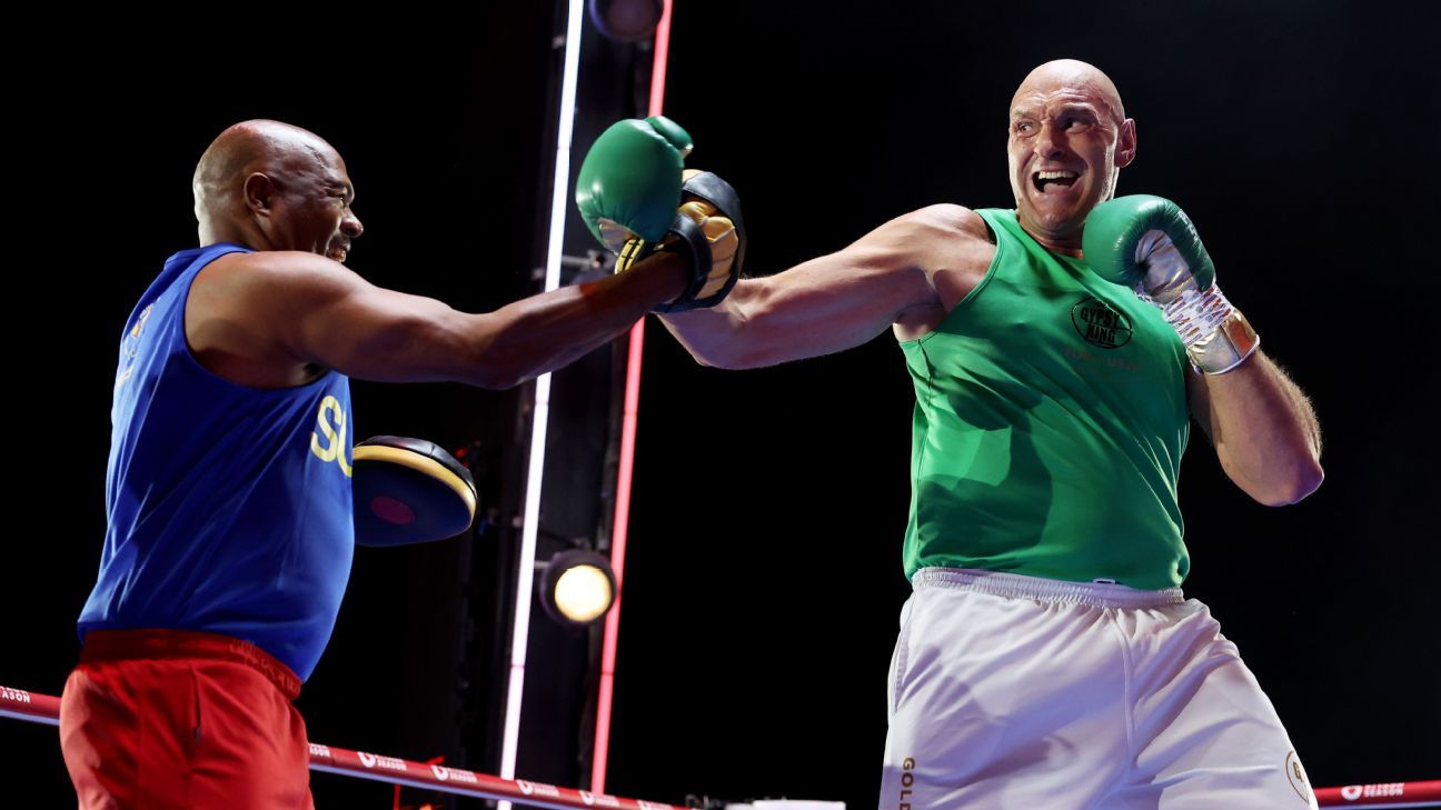 Tyson Fury ‘having fun’ as ‘fight of the century’ vs. Usyk nears