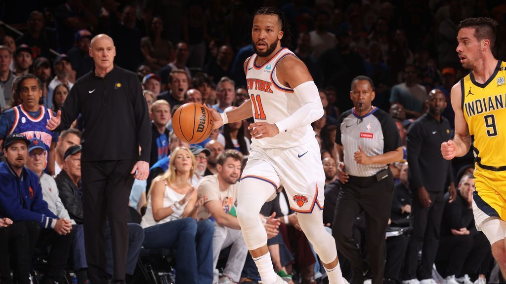 Knicks' Jalen Brunson fractures hand, ruled out of Game 7 - ESPN