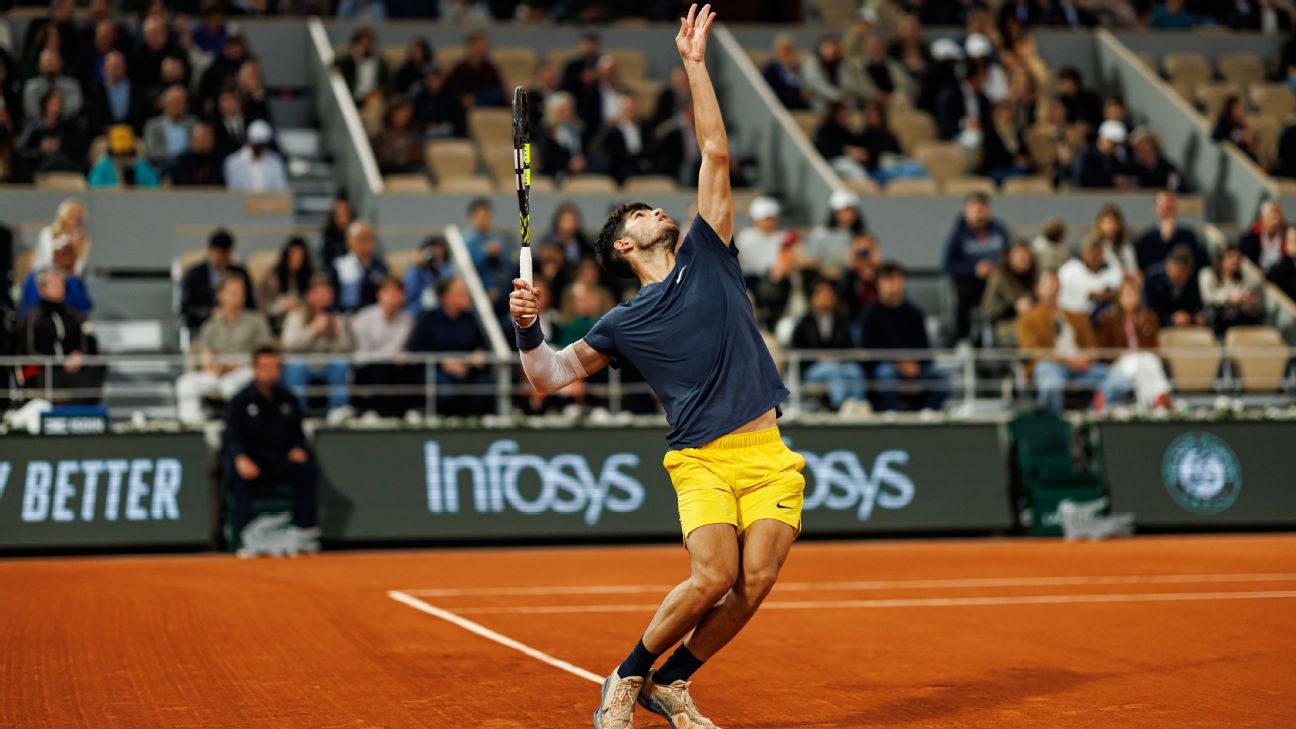 Alcaraz on to third round after escaping De Jong
