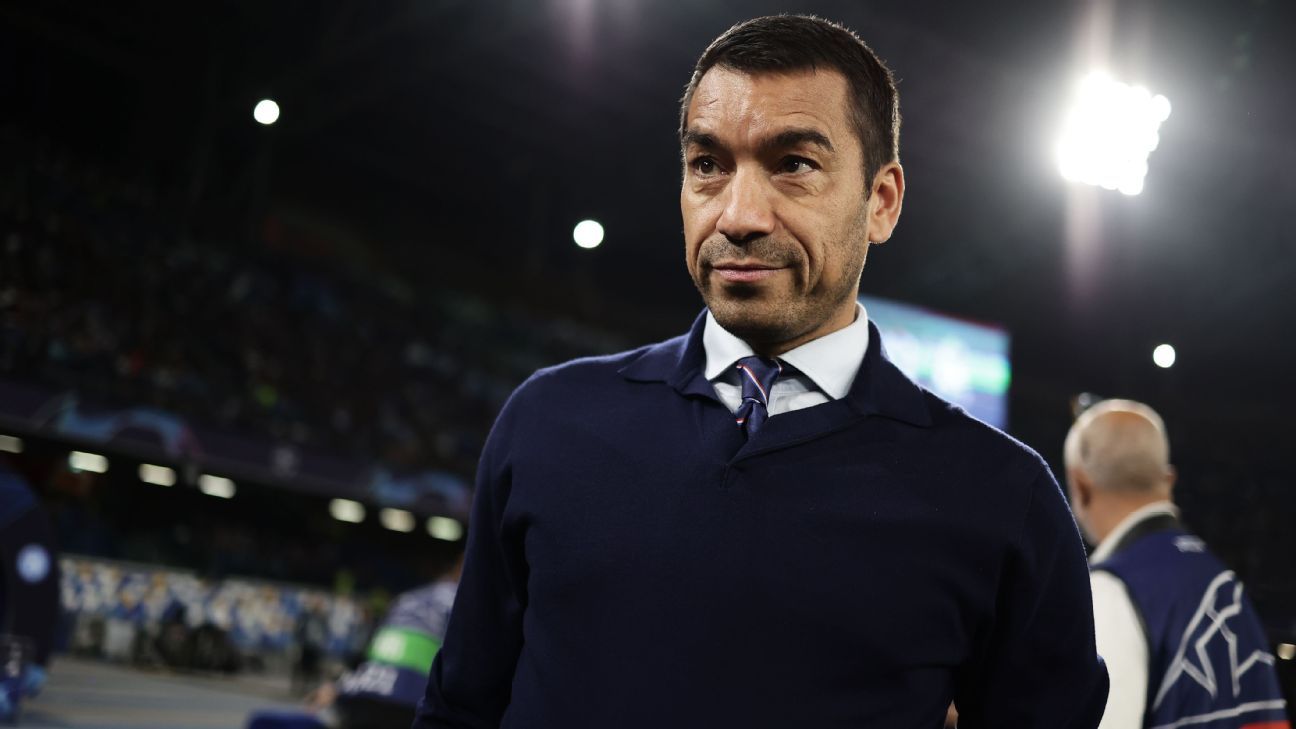 Van Bronckhorst nieuwe trainer Besiktas, Van Gastel mee als assistent