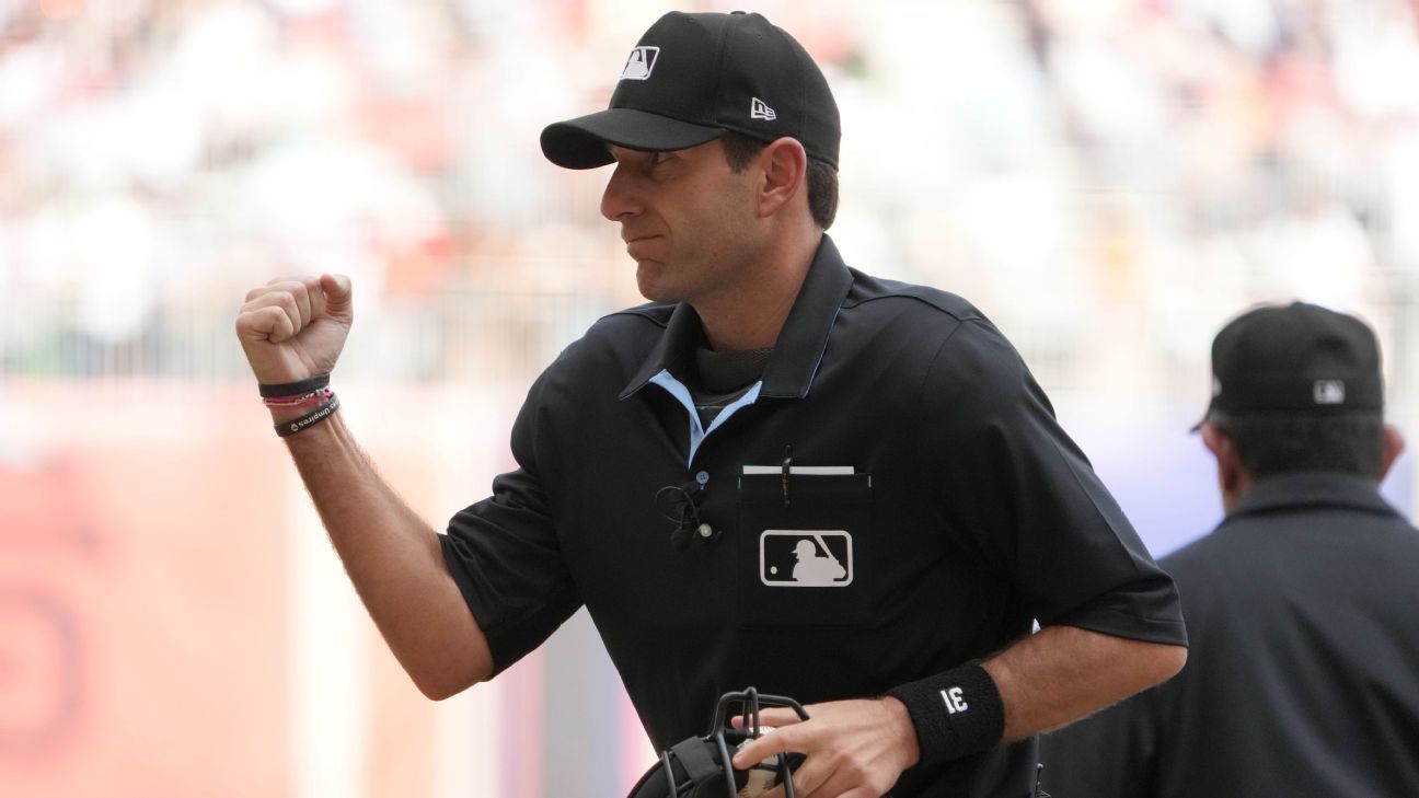 Sources: MLB ump punished for gambling violation