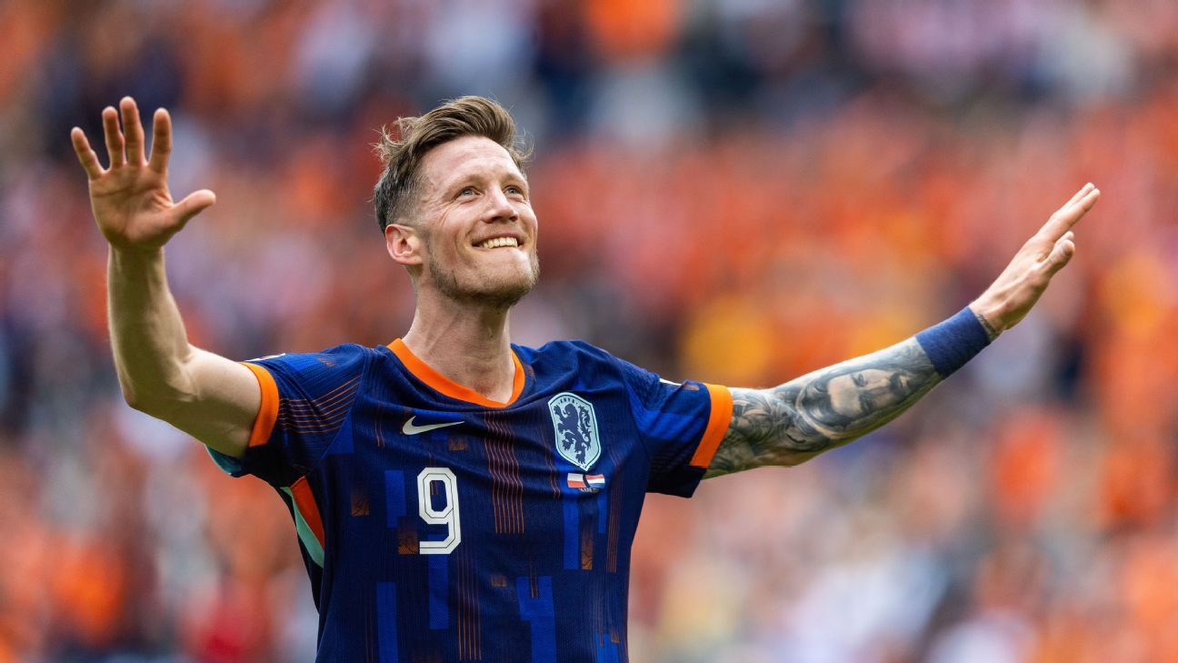 Game-winner Weghorst 'upset' at Dutch sub role