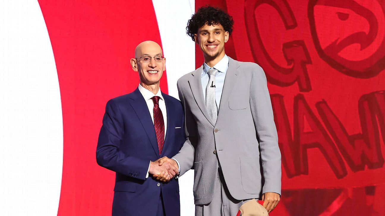 Hawks selecteert de Fransman Zachary Reisacher als nummer 1 in de NBA-draft