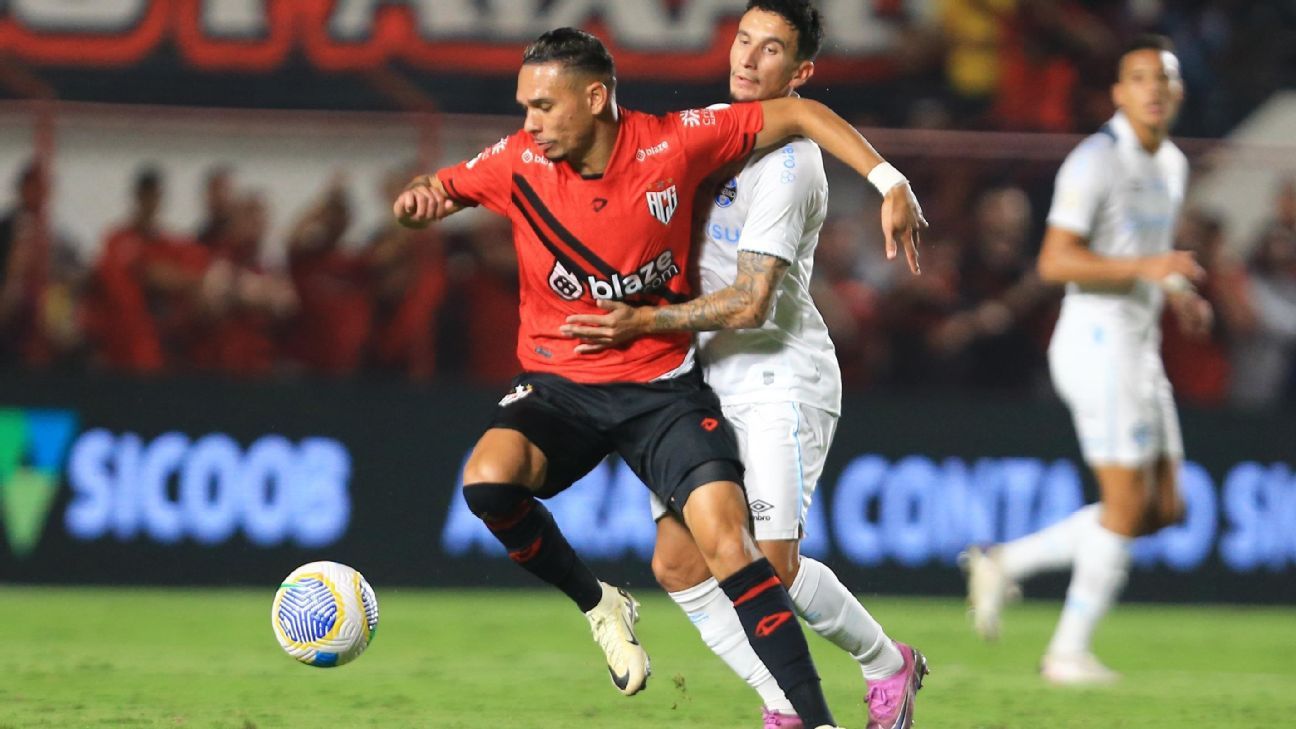 Grêmio empata com Atlético-GO, mas segue no Z-4 do Brasileirão