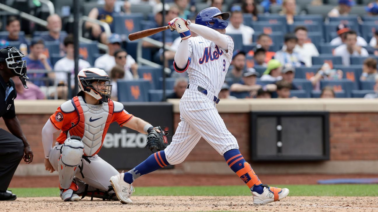 Mets' Nimmo sits; fainted in hotel room, cut head