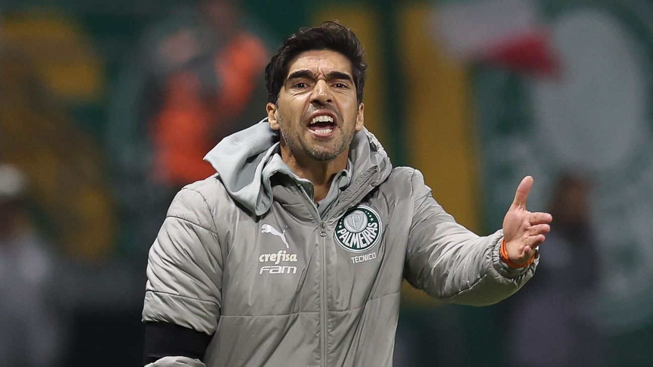 BRIGA COM REPÓRTER! Abel se irrita com questionamento sobre desempenho após clássico contra rival