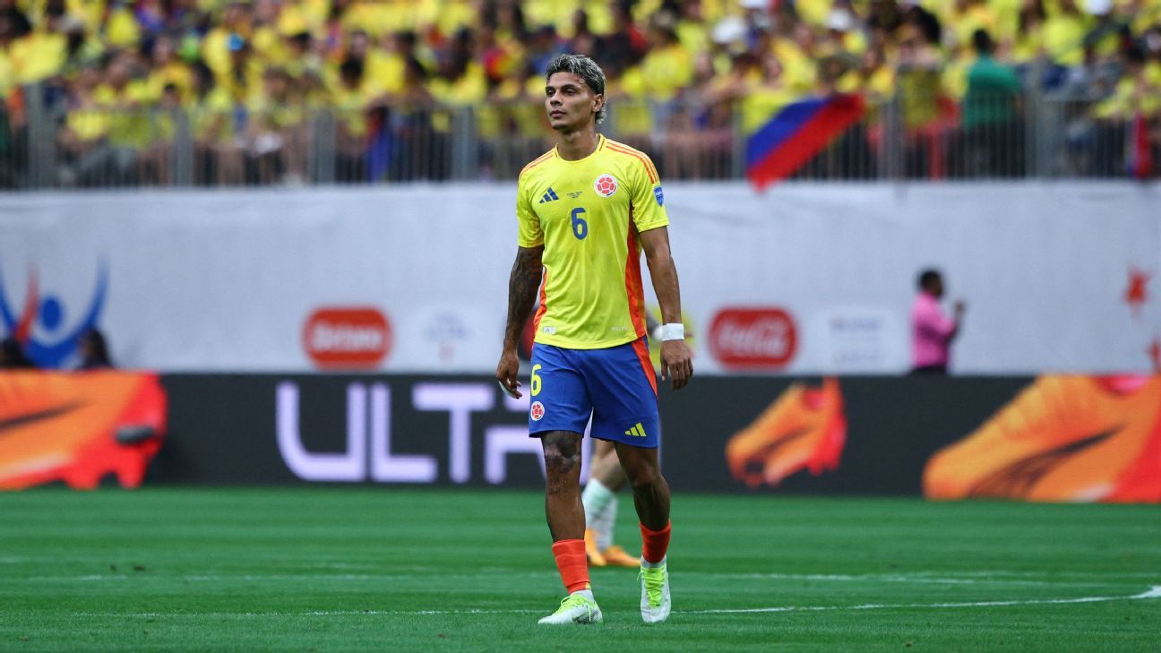 Do futsal ao estrelato no futebol: a ascensão de Richard Ríos no Flamengo.