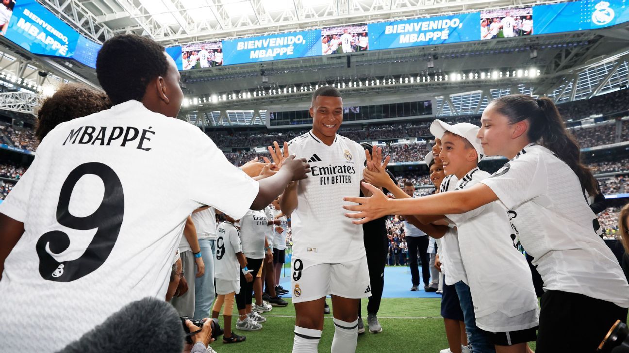 Bienvenue Mbappé : les supporters du Real Madrid saluent enfin la nouvelle star du club