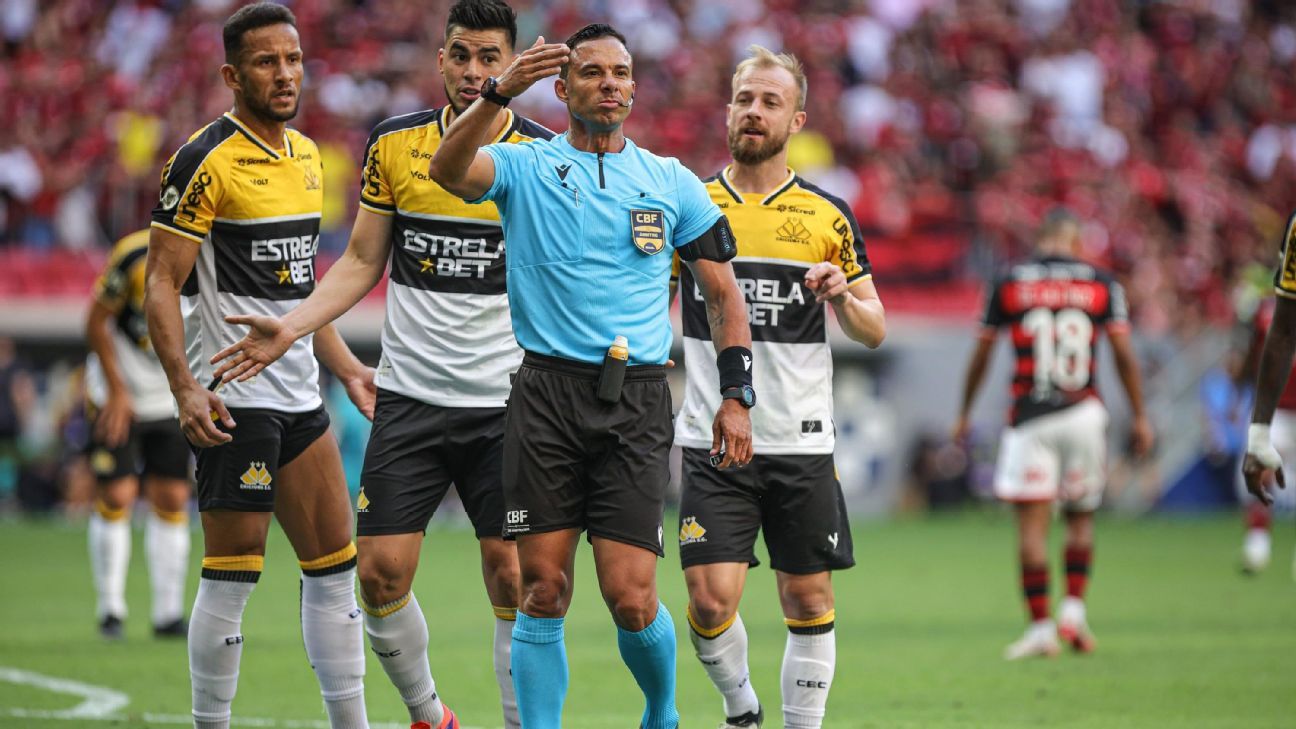 cbf divulga áudio do var de flamengo x criciúma explicando pênalti bizarro.