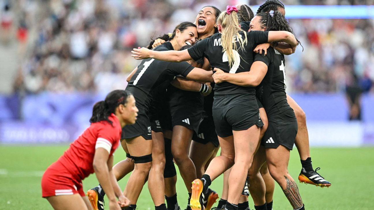 Black Ferns Sevens Hold Off Canada For Back To Back Olympic Crowns Espn