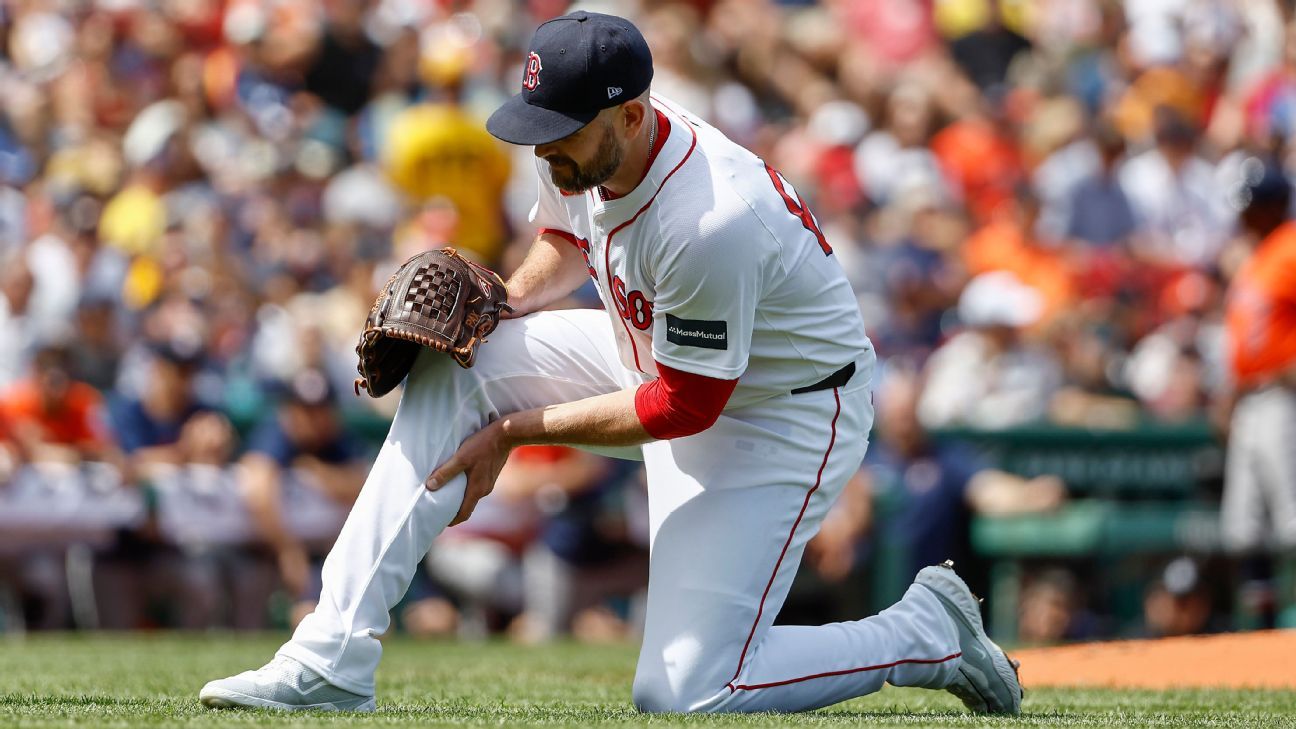 Red Sox place left-back James Paxton on the injured list due to a strained right calf