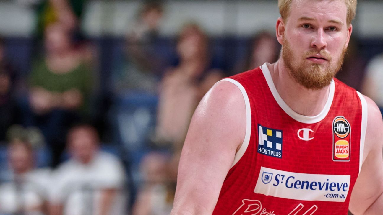 Harry Fröling dreams of returning to the NBL after “losing his whole life”