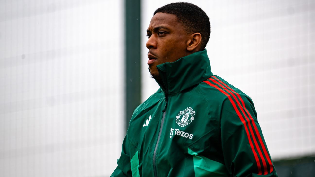 Transfer Talk: Flamengo nearing move for free agent Martial - ESPN
