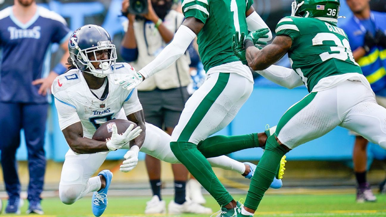 Calvin Ridley's first TD catch for Titans is one to remember ESPN