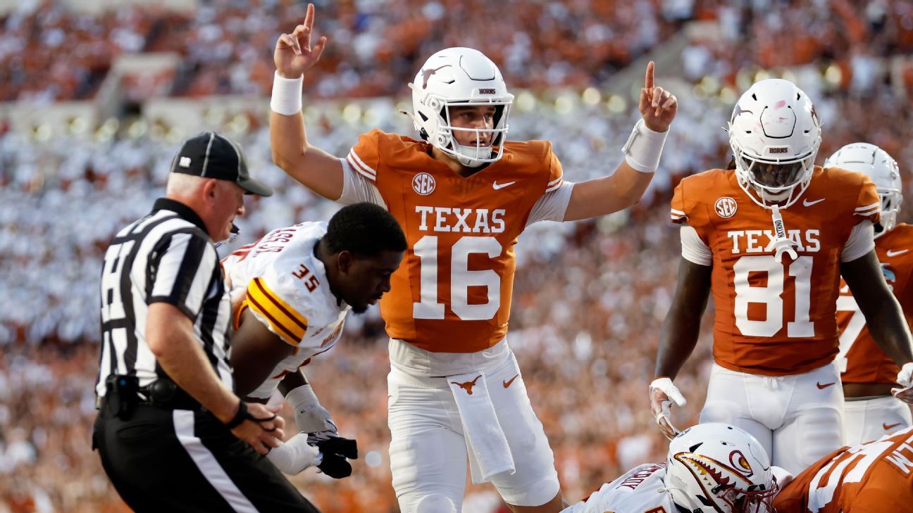 College Football Power Rankings: Texas remains on top for second straight week