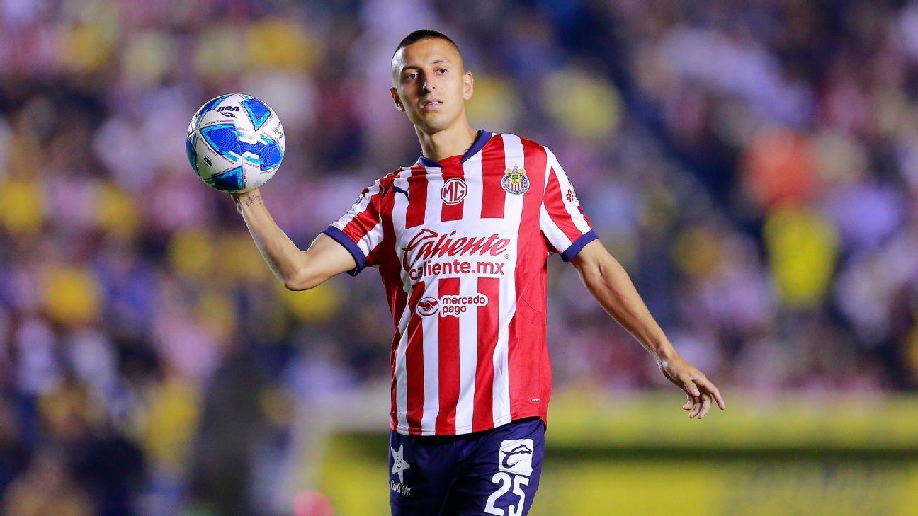 Atacante que causou revolta no México é vetado pelo Flamengo.