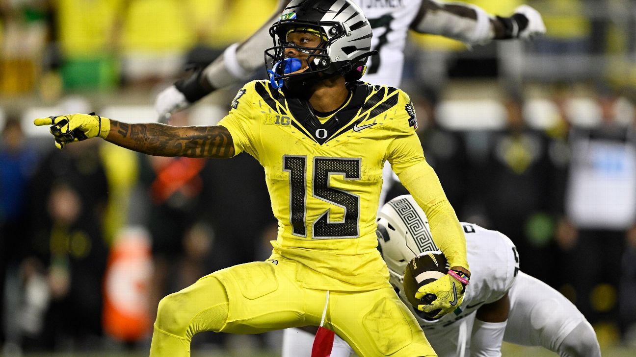 Oregon loses top WR Johnson early vs. Michigan