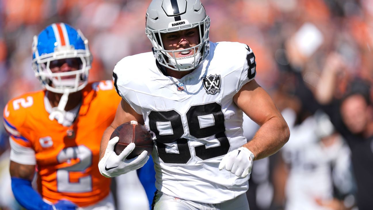 Rookie Brock Bowers gets the Raiders on board with an improbable 57-yard catch-and-run