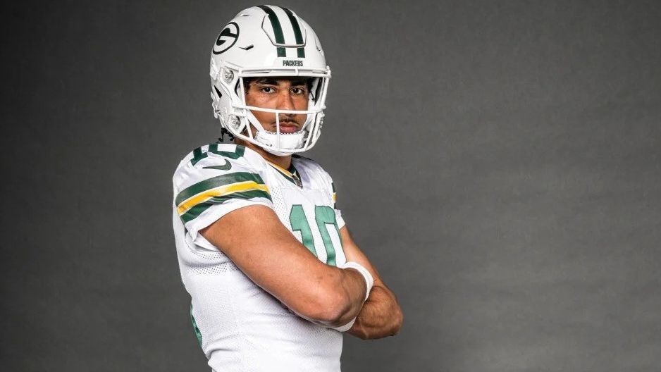 Packers' allwhite alternates, Steelers' throwbacks top Week 7 uniforms