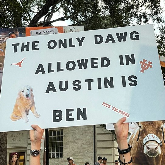 Best signs from 'College GameDay' at ESPN