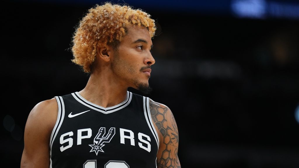 Spurs' Sochan to have surgery on fractured thumb