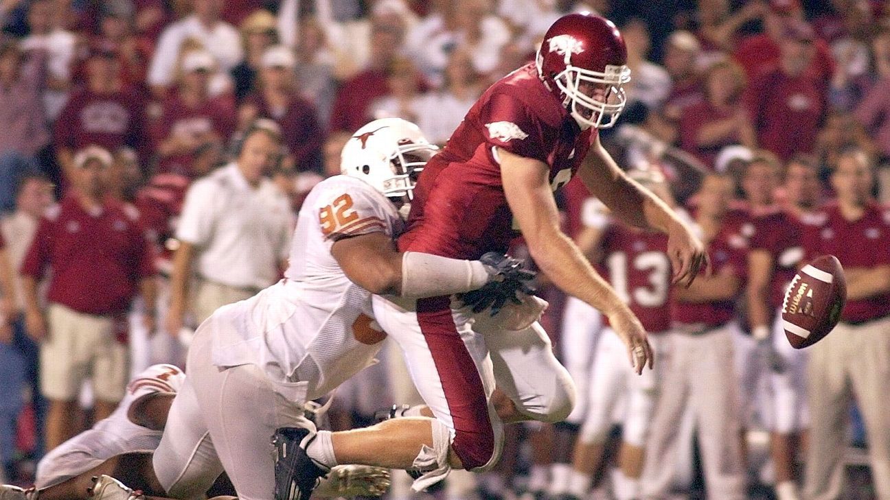 ‘They absolutely hate our guts’: The weird, wonderful games that define Texas-Arkansas