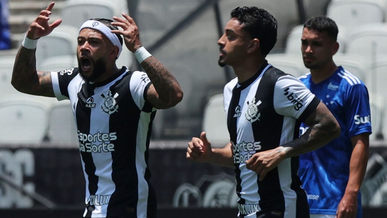 Corinthians vence Cruzeiro com golaço de Depay e mantém sonho de Libertadores.