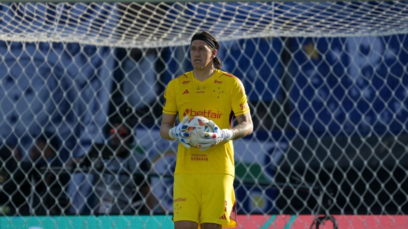 Cássio ressalta qualidade do gol do Racing contra o Cruzeiro: Aplaudível