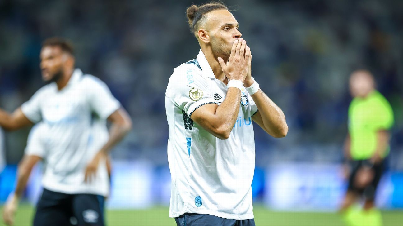 Braithwaite comenta sobre rumor que irritou presidente do Grêmio