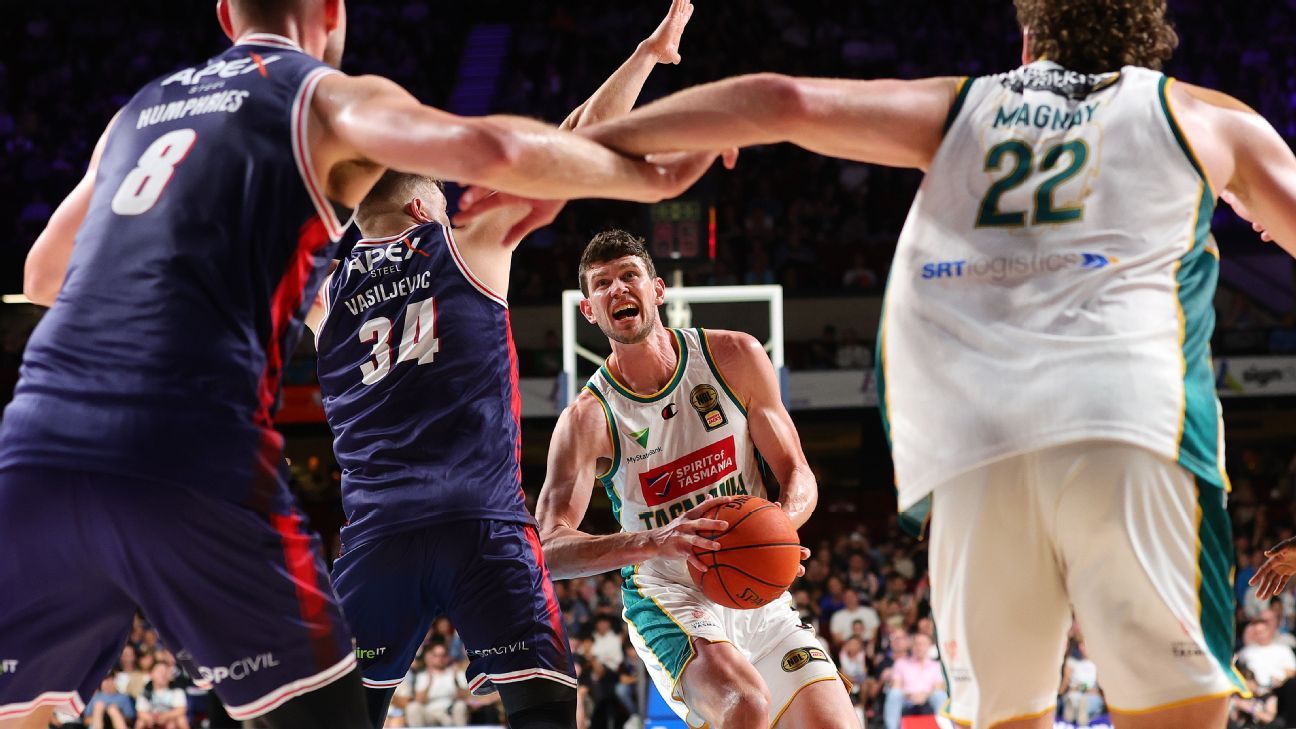 JackJumpers grind out gritty NBL win over 36ers