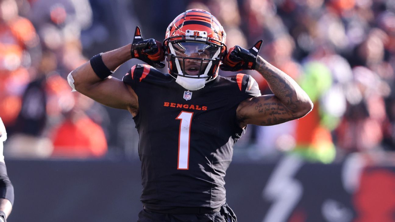 Mike Clay's early 2025 fantasy football rankings PPR ESPN