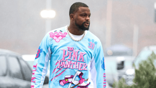 Patriots’ Kayshon Boutte’s Pink Panther sweater headlines Week 17 arrivals