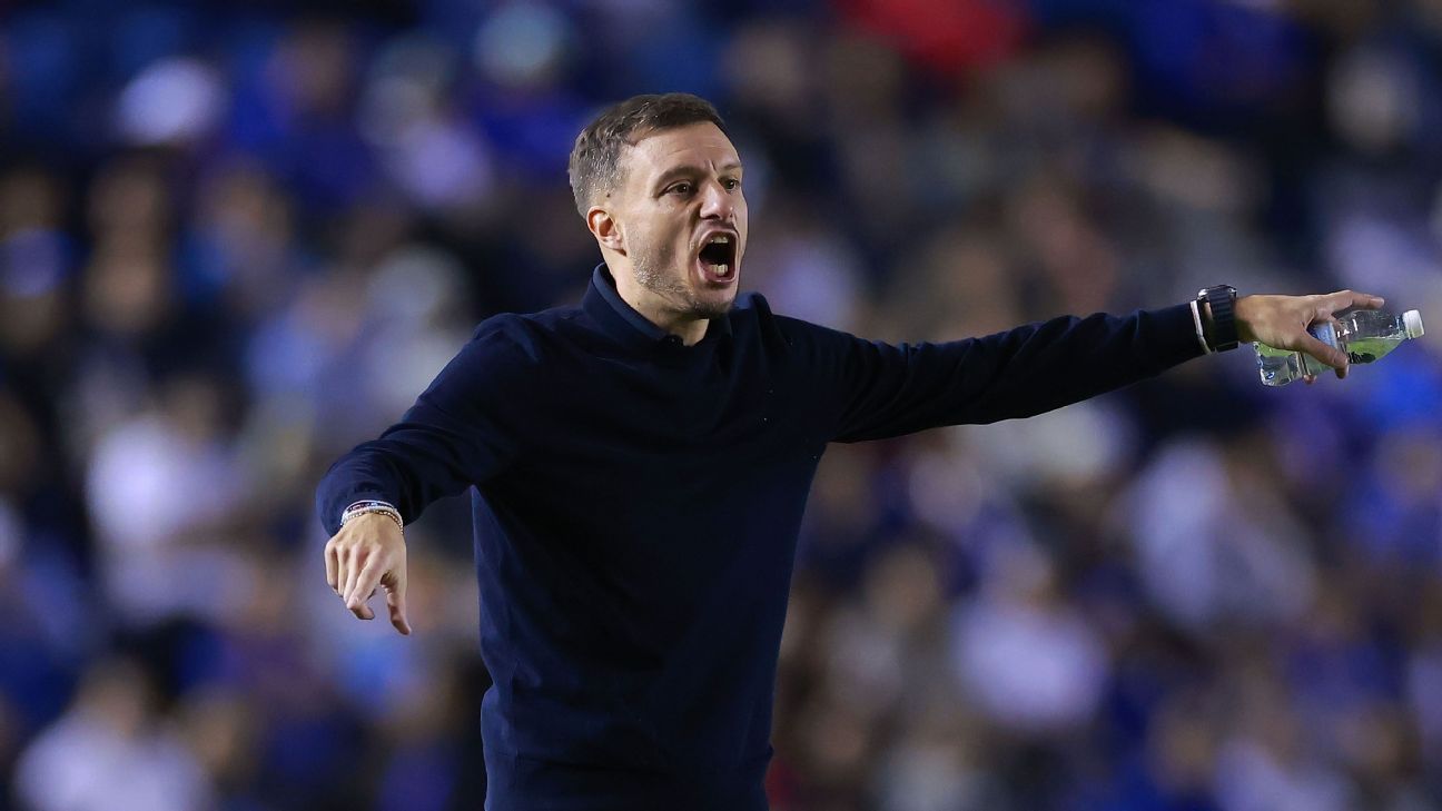 Anselmi deja a Cruz Azul para dirigir al Porto | IMAGO7
