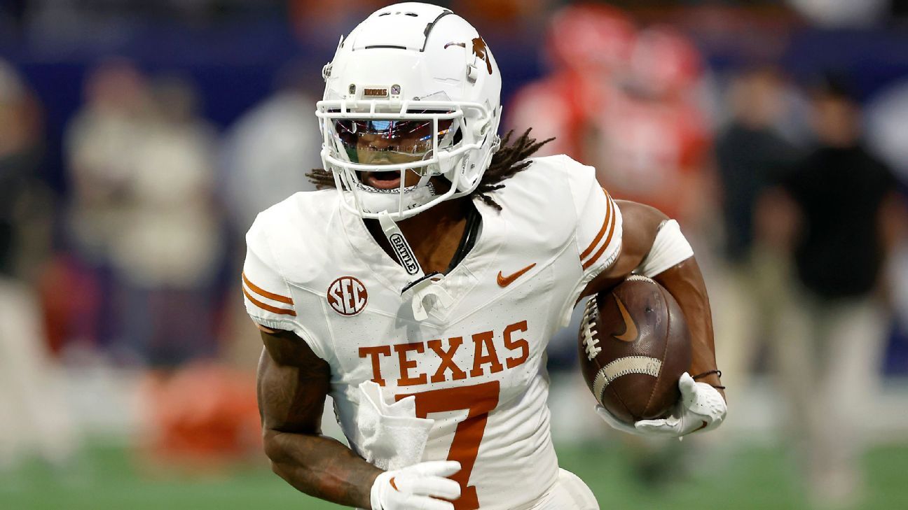 Speedy WR Bond leaves Texas, enters NFL draft