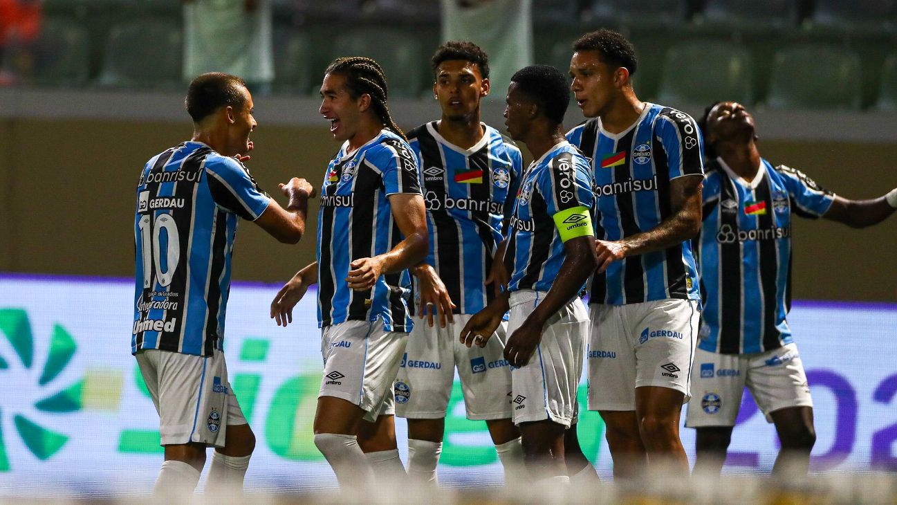 Grêmio vence o Palmeiras e se garante na semifinal da Copinha
 #ÚltimasNotícias #Brasil