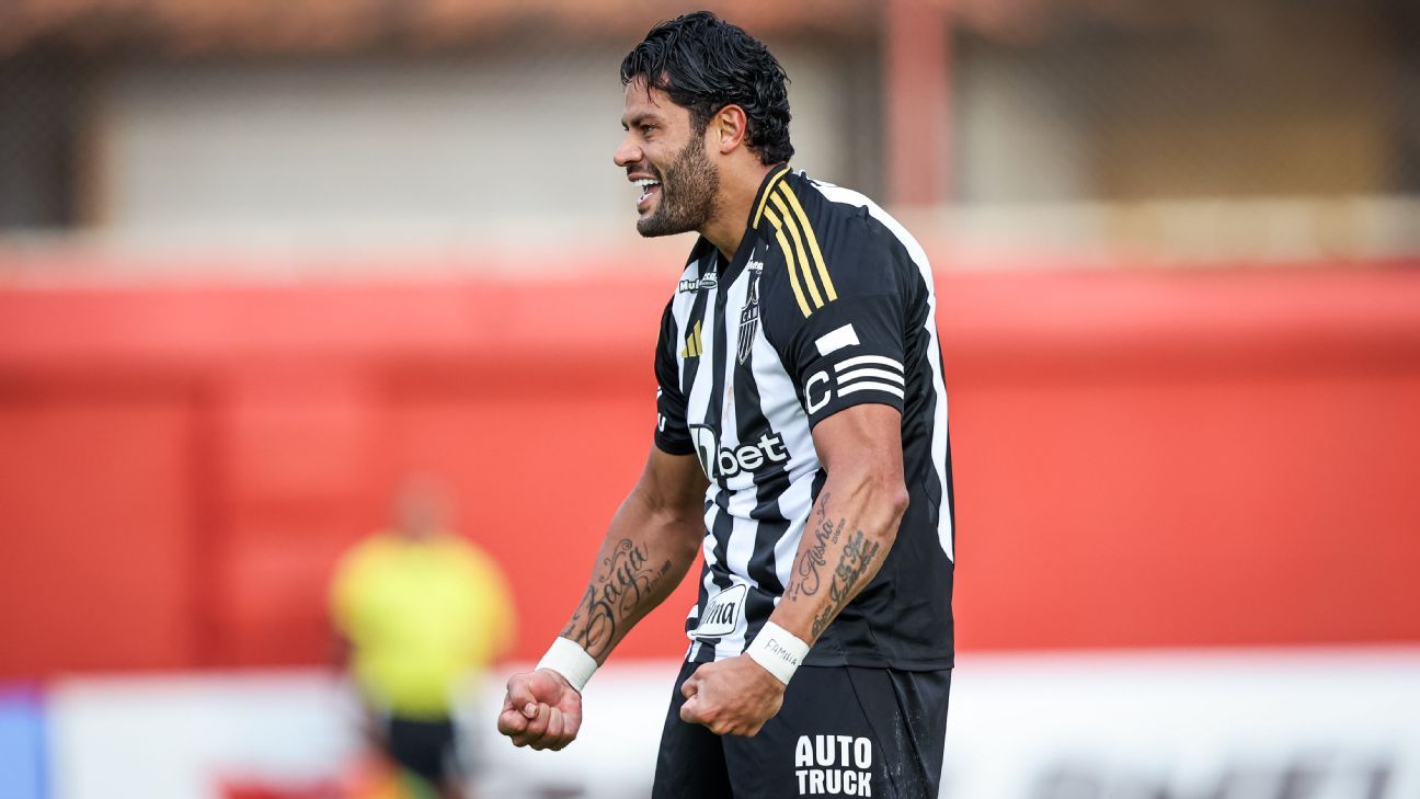 Com gol de Hulk, Atlético-MG bate Villa Nova e vence a primeira no Mineiro