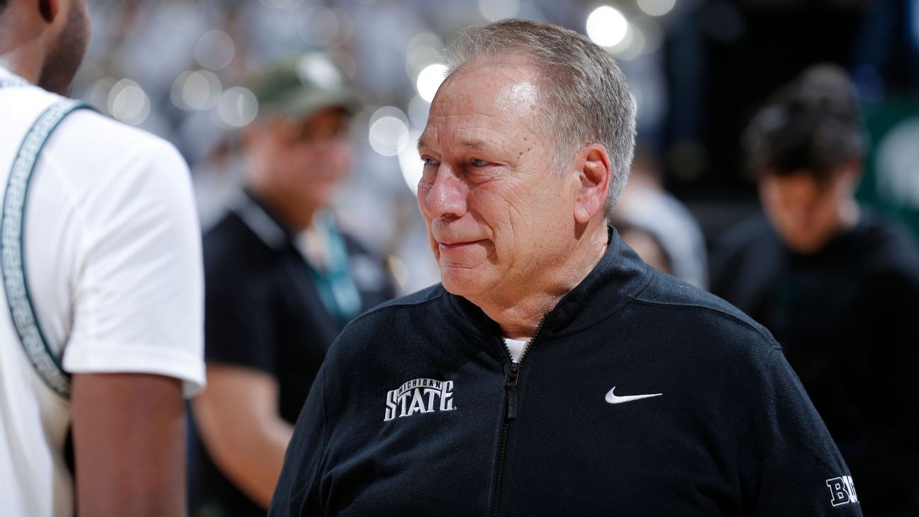 'Proud' Izzo ties Knight's Big Ten wins record