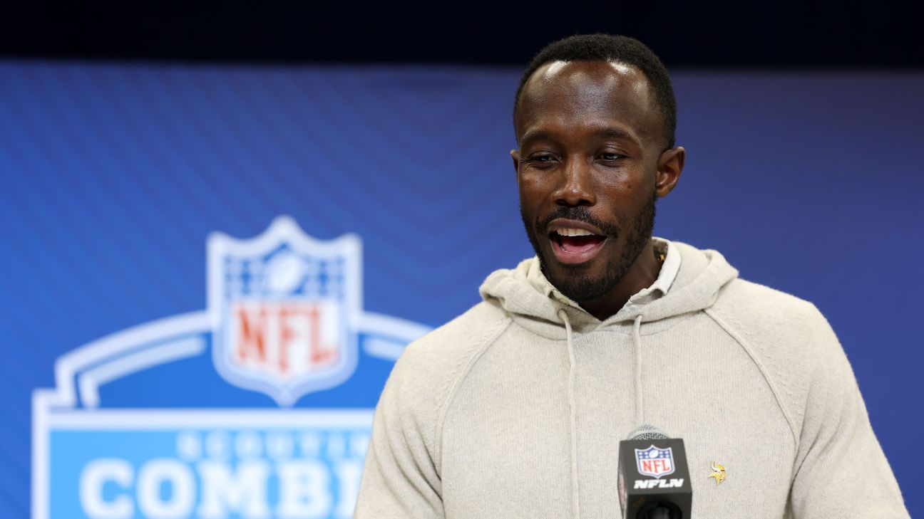 Vikings fire GM Adofo-Mensah after 4 seasons