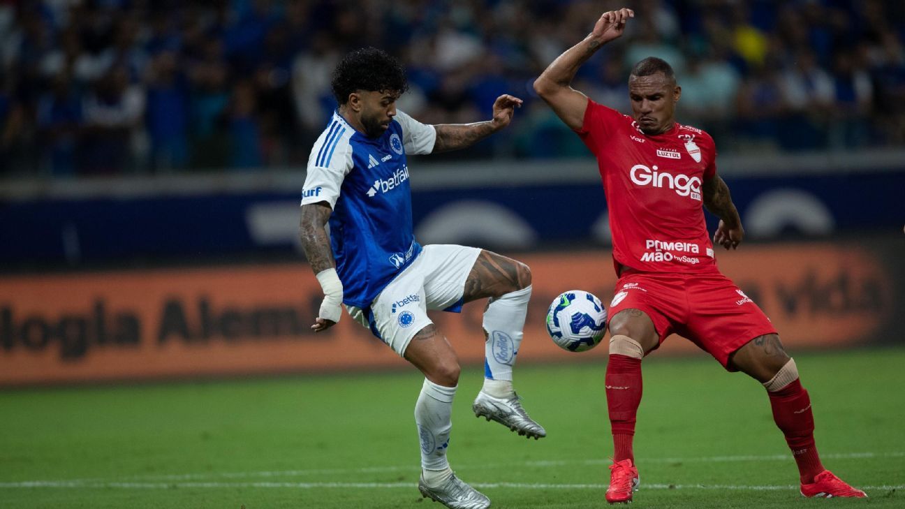 Presidente do Vila Nova após derrota para o Cruzeiro: 'Jogador de um milhão não pode ganhar dividida da gente'