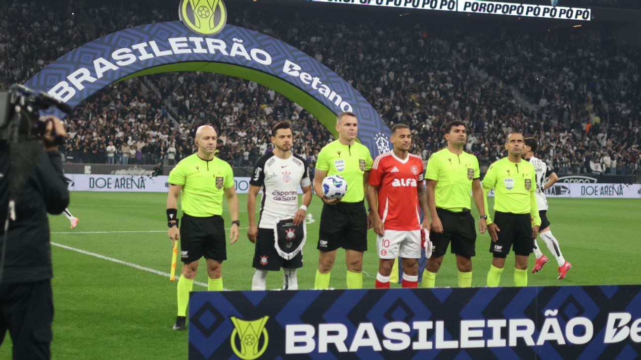 Todos os lances polêmicos e a análise forte de Renata Ruel de árbitro de Corinthians x Inter: 'Era para ter perdido escudo Fifa'