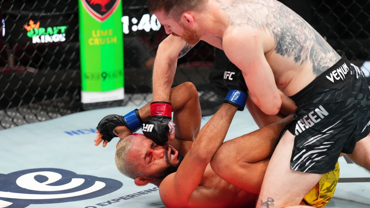 Deiveson destrói joelho, sai carregado e amplia 'maldição' brasileira no UFC no ano
