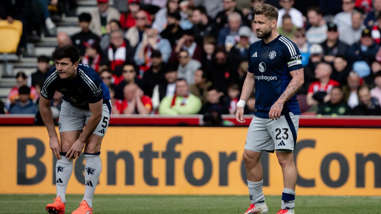 United leva 4 do Brentford e afunda em crise na Premier League