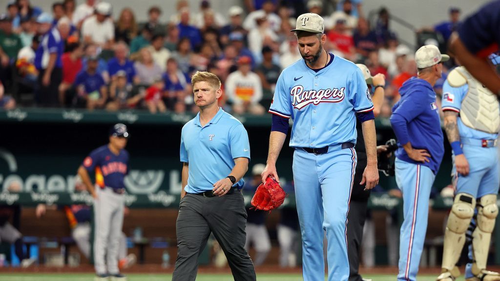 Rangers place RHP Martin (shoulder) on 15-day IL